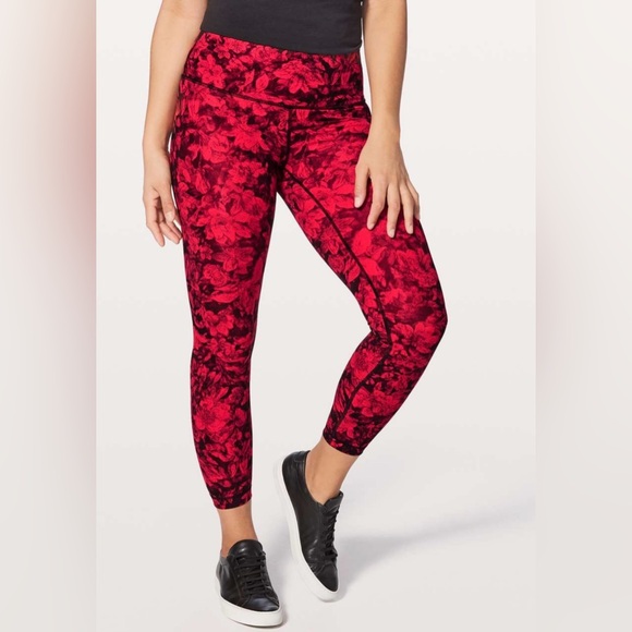 Lululemon Wunder under High Rise red/black floral size 4 - Picture 1 of 2